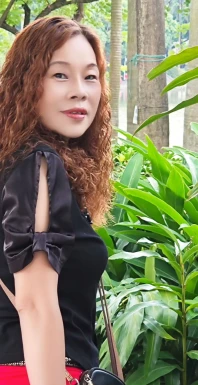 <span>Yufen, 59</span>&nbsp;<span style='width: 25px; height: 16px; float: right; background-image: url(/bitmaps/flags_small/CN.PNG)'>&nbsp;</span><br><span>Manning, Chiny</span>&nbsp;<input type='button' class='joinbtn' style='float: right' value='JOIN NOW' />