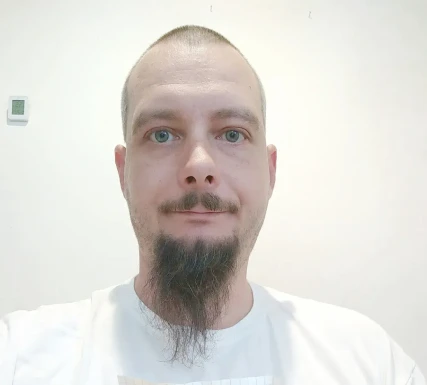 <span>Sebastian, 38</span>&nbsp;<span style='width: 25px; height: 16px; float: right; background-image: url(/bitmaps/flags_small/DE.PNG)'>&nbsp;</span><br><span>Schongau, Germany</span>&nbsp;<input type='button' class='joinbtn' style='float: right' value='JOIN NOW' />