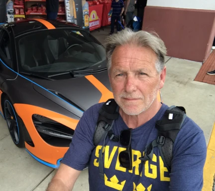 <span>Magnus, 69</span>&nbsp;<span style='width: 25px; height: 16px; float: right; background-image: url(/bitmaps/flags_small/SE.PNG)'>&nbsp;</span><br><span>Karlskrona, Schweden</span>&nbsp;<input type='button' class='joinbtn' style='float: right' value='JOIN NOW' />