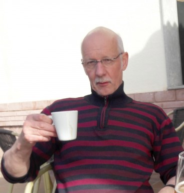 <span>Jorgen, 76</span>&nbsp;<span style='width: 25px; height: 16px; float: right; background-image: url(/bitmaps/flags_small/NO.PNG)'>&nbsp;</span><br><span>Bergen, Norwegia</span>&nbsp;<input type='button' class='joinbtn' style='float: right' value='JOIN NOW' />