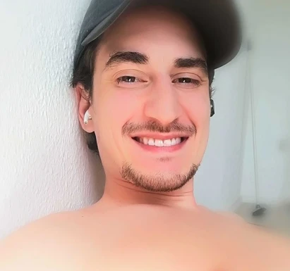 <span>Dan, 29</span>&nbsp;<span style='width: 25px; height: 16px; float: right; background-image: url(/bitmaps/flags_small/TH.PNG)'>&nbsp;</span><br><span>กรุงเทพ, ประเทศไทย</span>&nbsp;<input type='button' class='joinbtn' style='float: right' value='JOIN NOW' />