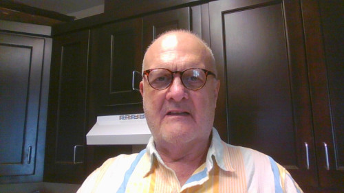 <span>Larry, 71</span>&nbsp;<span style='width: 25px; height: 16px; float: right; background-image: url(/bitmaps/flags_small/US.PNG)'>&nbsp;</span><br><span>Laredo, Stany Zjednoczone</span>&nbsp;<input type='button' class='joinbtn' style='float: right' value='JOIN NOW' />