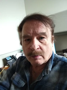 <span>Mike, 53</span>&nbsp;<span style='width: 25px; height: 16px; float: right; background-image: url(/bitmaps/flags_small/US.PNG)'>&nbsp;</span><br><span>Charlotte, United States of America</span>&nbsp;<input type='button' class='joinbtn' style='float: right' value='JOIN NOW' />